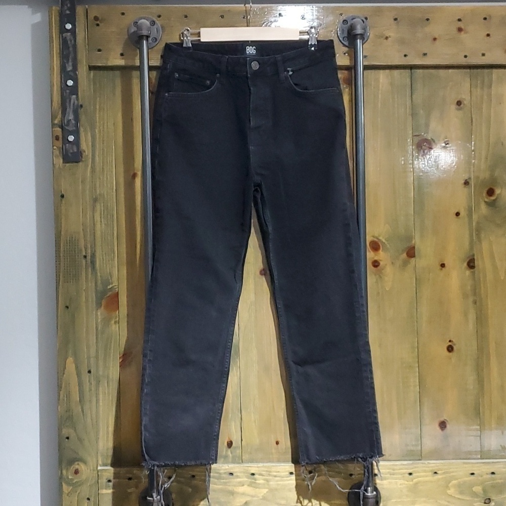 DENIM UO URBAN OUTFITTERS BDG DILLON JEANS 32X32 RAW HEM BUTTONFLY